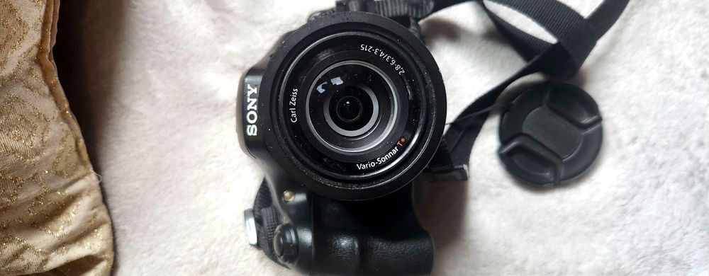 Câmara Sony + Objetiva Carl Zeiss