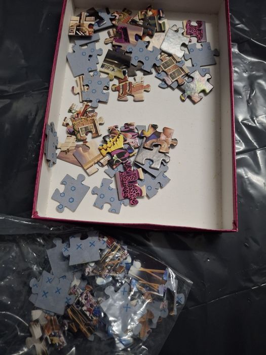 Puzzle Popota com 2 puzzles de 48 peças cada (total: 96 peças).
