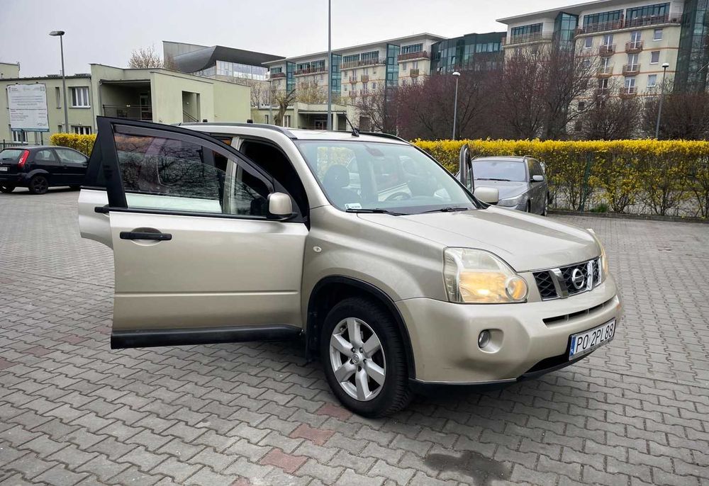 Продам nissan x-trail в идеальном стане
