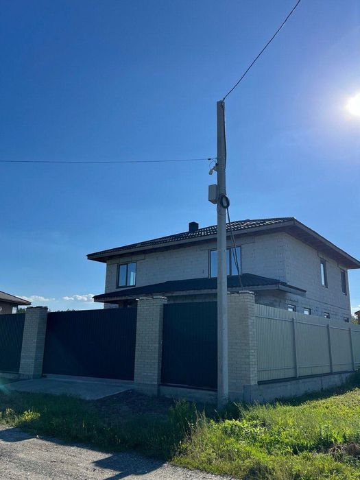 Новый коттедж в Счастливом (7 км от Киева по автобану)