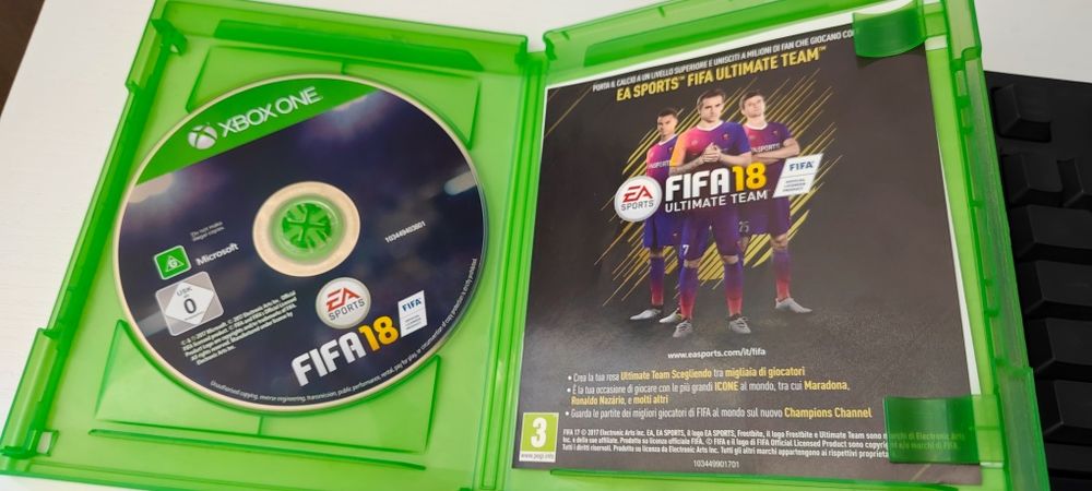 Xbox One 500GB – Inclui 1 comando e 1 jogo