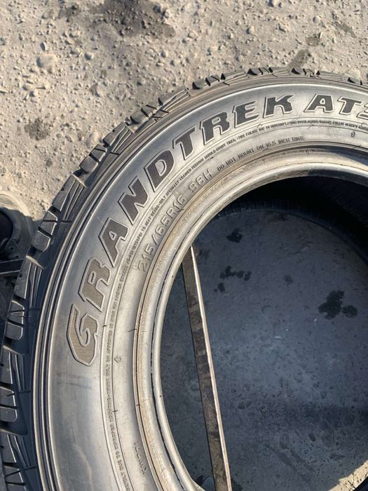 Шини 215/65 R16 пара Dunlop  7,7мм всесезон