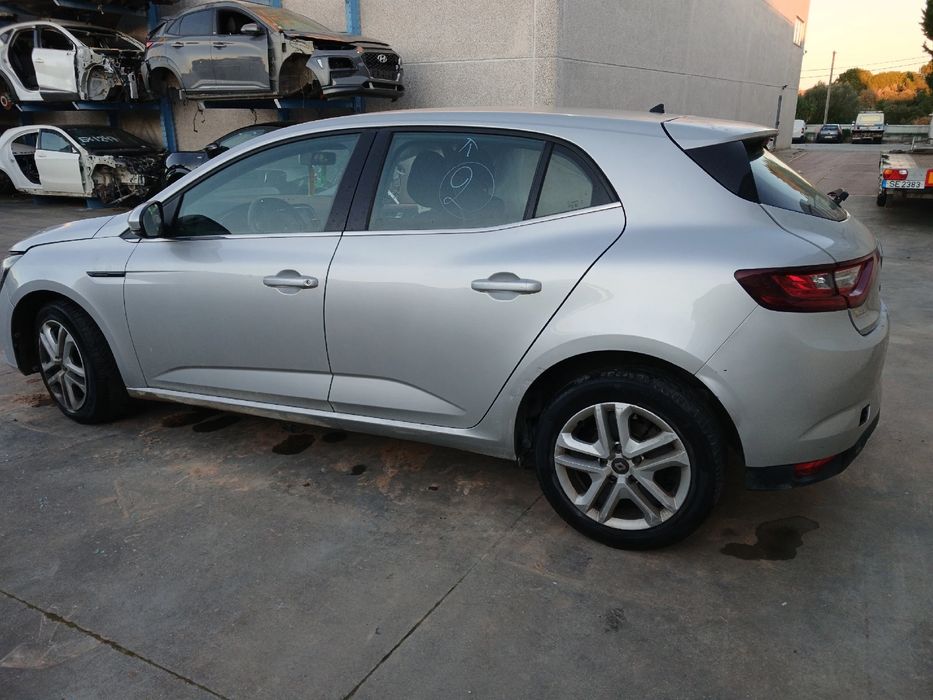 Para peças RENAULT Megane IV (B9A/M_)