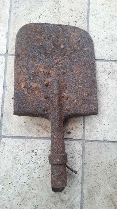 велика саперна лопата