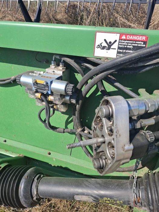 John Deere flex  630 class