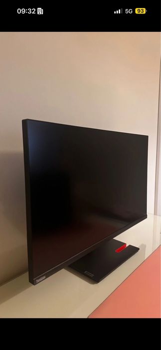 Monitor lenovo 28 polegadas