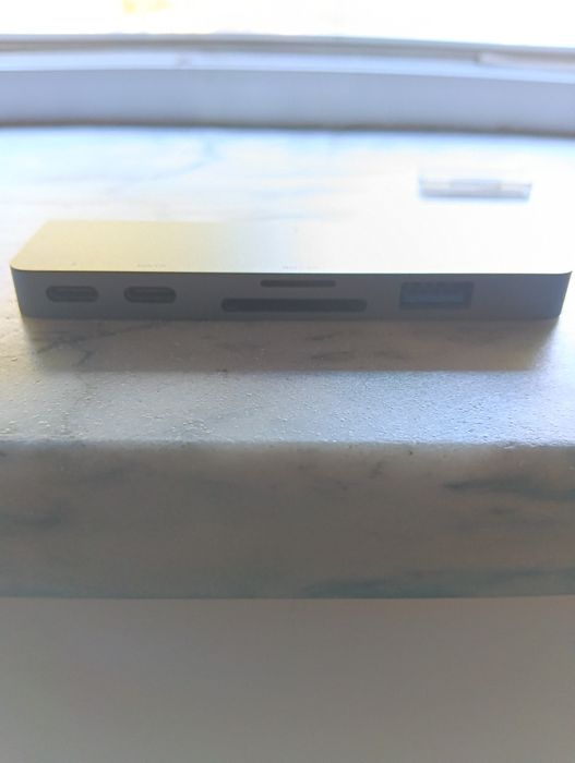 Adaptador USB- C com várias conexões