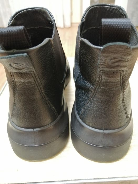 Жіночі ботинки Ecco.