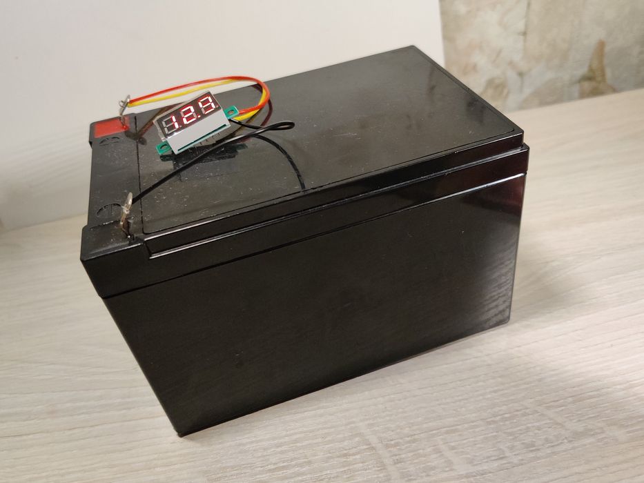 Акумулятор 12в 14Ач в хорошому стані 12v 14Ah