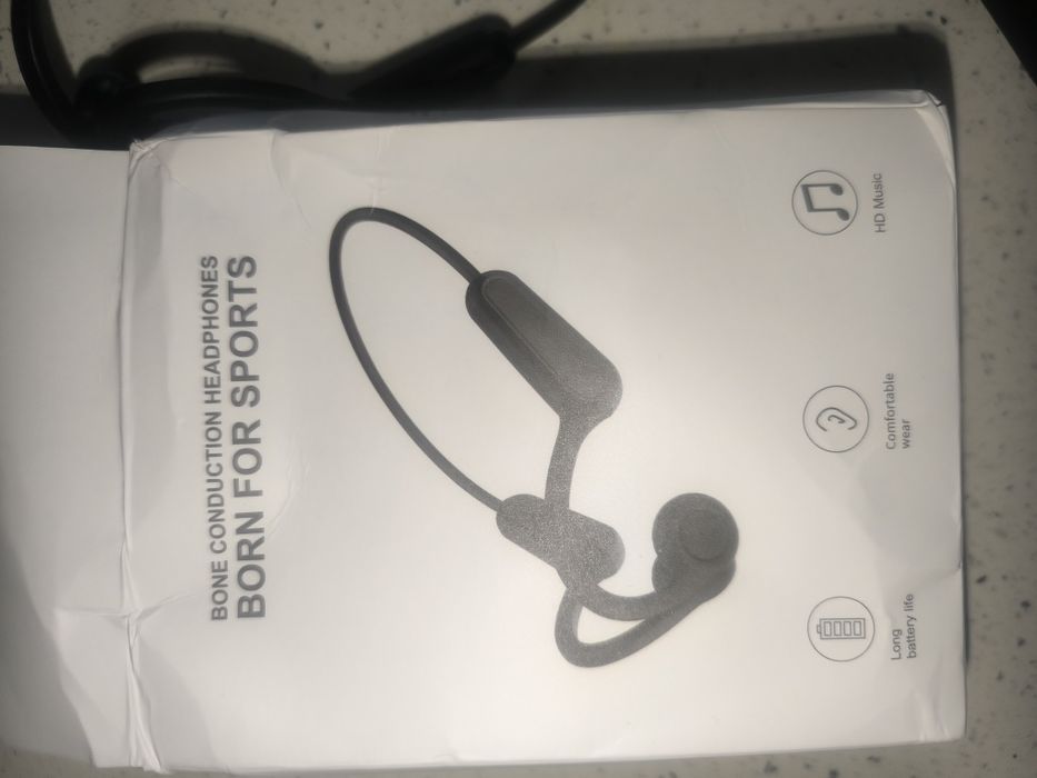 Блютуз навушники, Навушники безпровідні