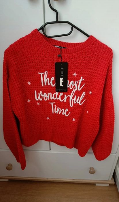 Nowy Sweter w kolorze czerwonym