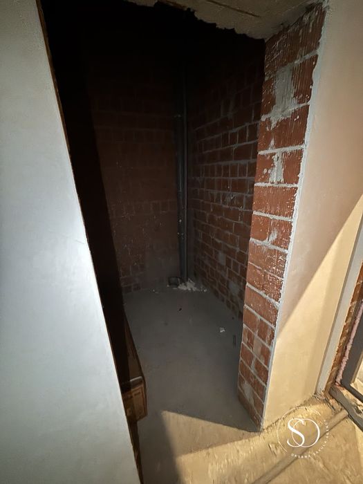 Продаж приміщ. 21.6 м.кв., в. Пасічна