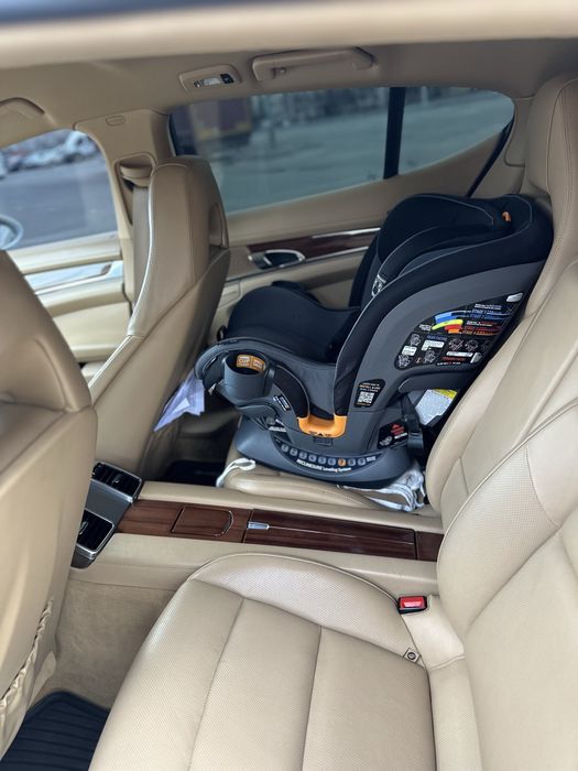 Porsche Panamera 4S 3.6, можливий обмін, в тому числі нерухомість з доплатою