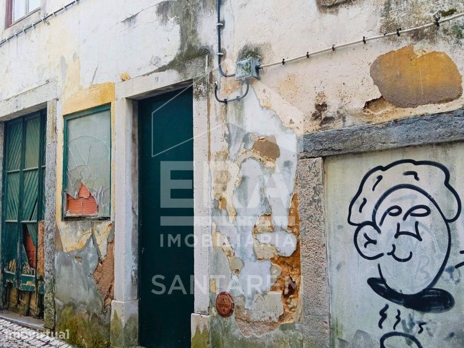 Prédio de 3 pisos no Centro Histórico