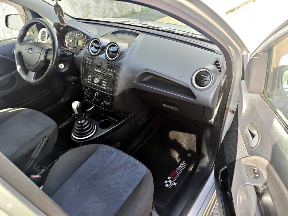 Ford Fiesta 1.2 - 120.000km
