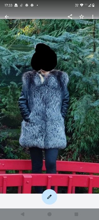 Piękna kurteczka skórzana z futrem z lisów srebrnych