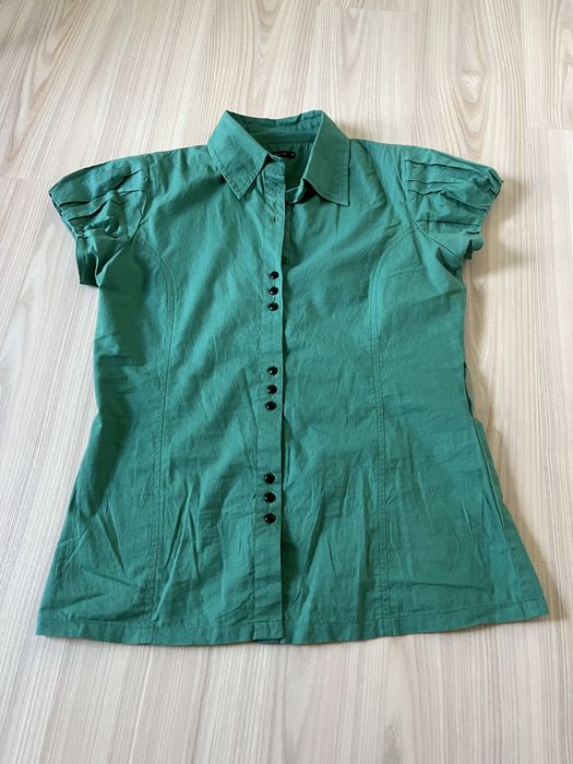 Elegancka koszulka Mohito