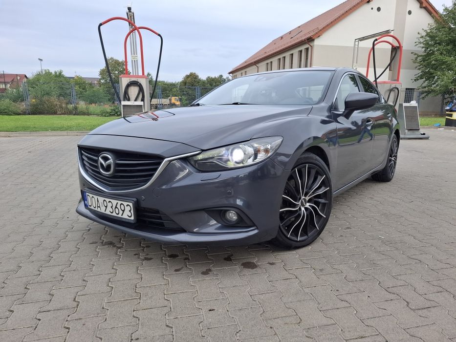Mazda 6