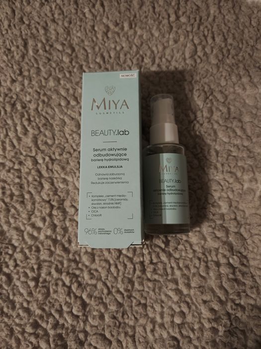 Serum aktywnie odbudowujące barierę hydrolipidową