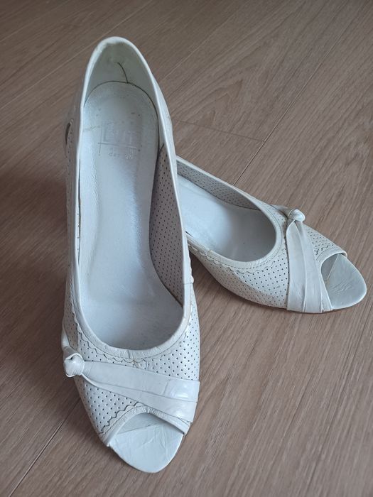 Buty damskie r. 39