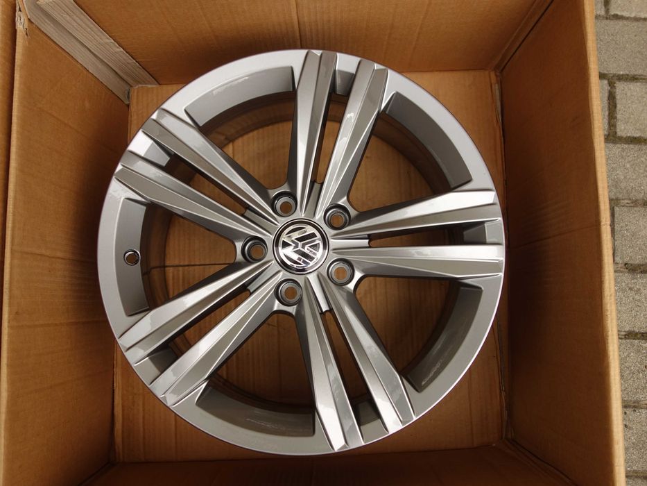 Felgi VW Arteon PASSAT B8 LIFT Tayron Tiguan T-ROC 17'' Oryginał R-Line