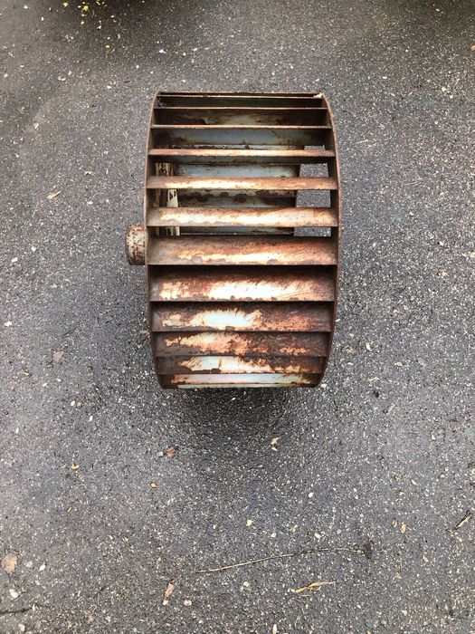 Продам колесо на витяжку вытяжку улитку улітку беличье колесо