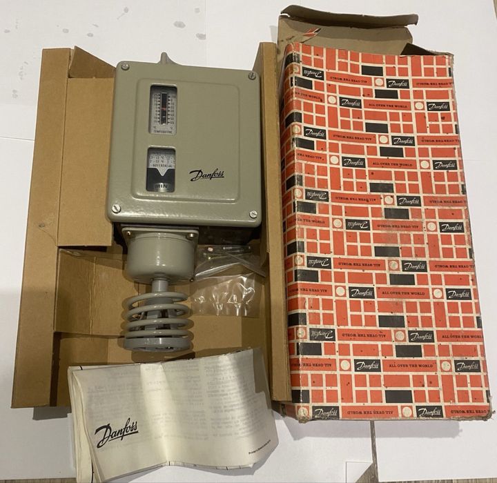 Термостат,RT34 017 Danfoss