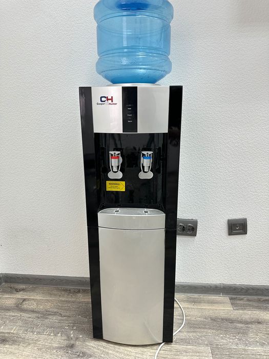 Продам кулер для води