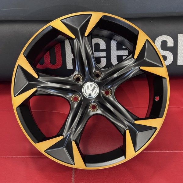 Диски Volkswagen Golf R Passat B8 R18