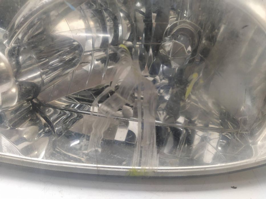 farol esquerdo hyundai matrix