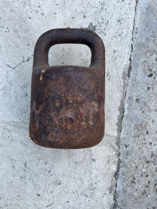 Продам гантелю на 10 кілограм