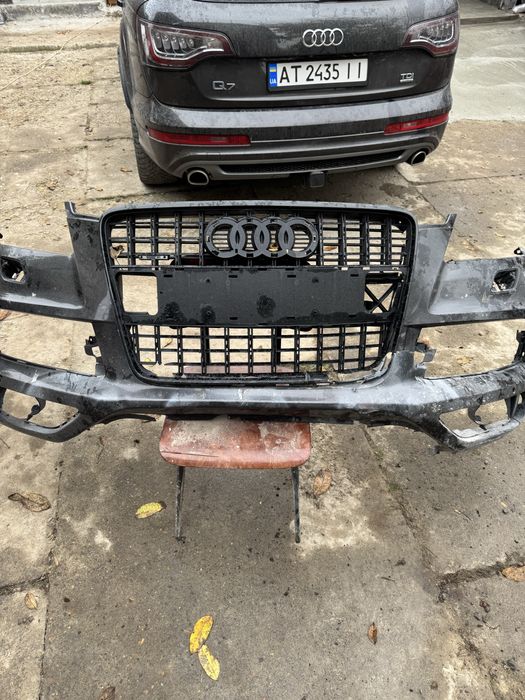 Бампер решітка q7 4l sline lift 2013 .