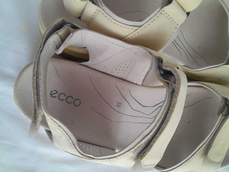 Sprzedam sandaly damskie Ecco