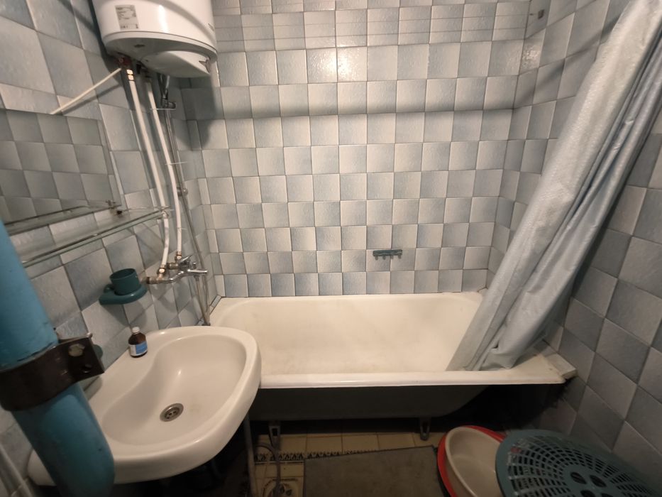 Продам 3 Левка Лук'яненка(Тимошенко) 3а