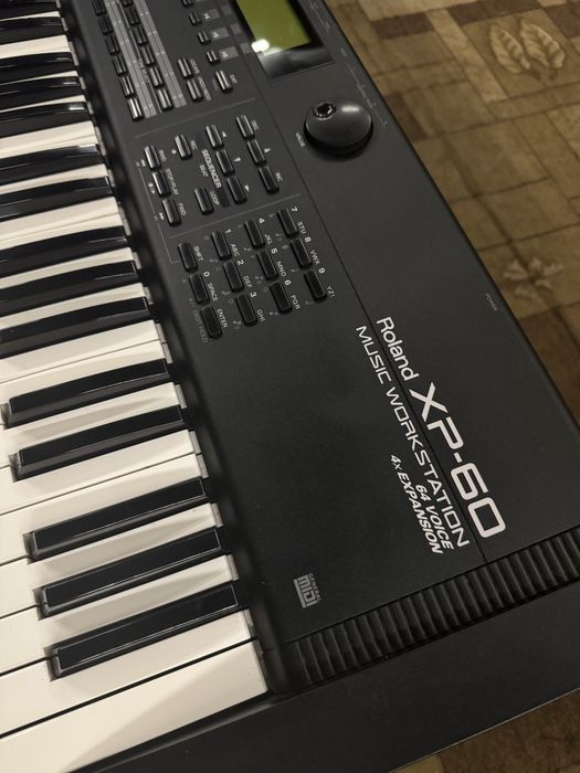Продам робочу станцію Roland XP-60