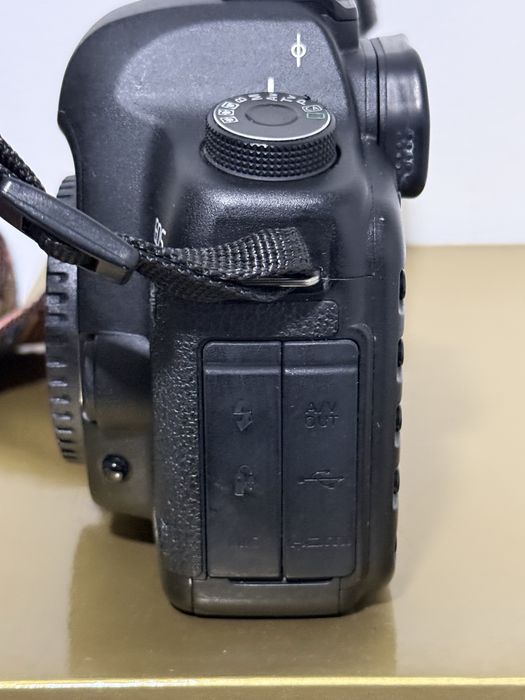 Canon 5 D mark ll