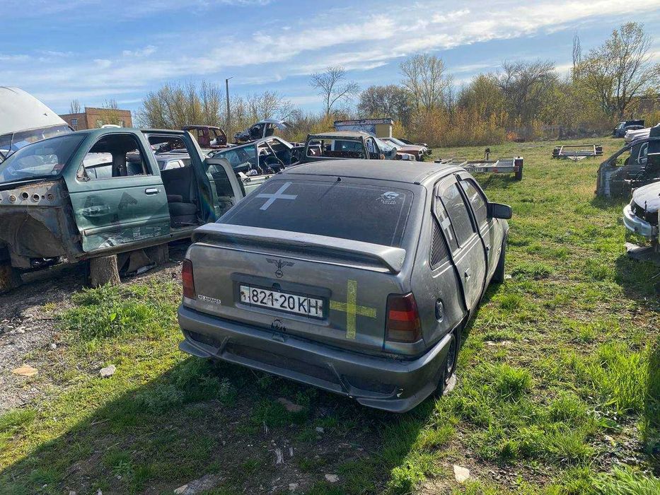 Opel Kadett E CC 2.0 OHC 8V МКПП авторазборка