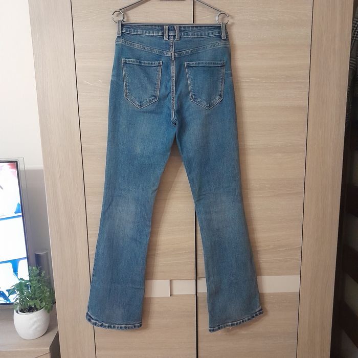 Spodnie jeansowe dzwony