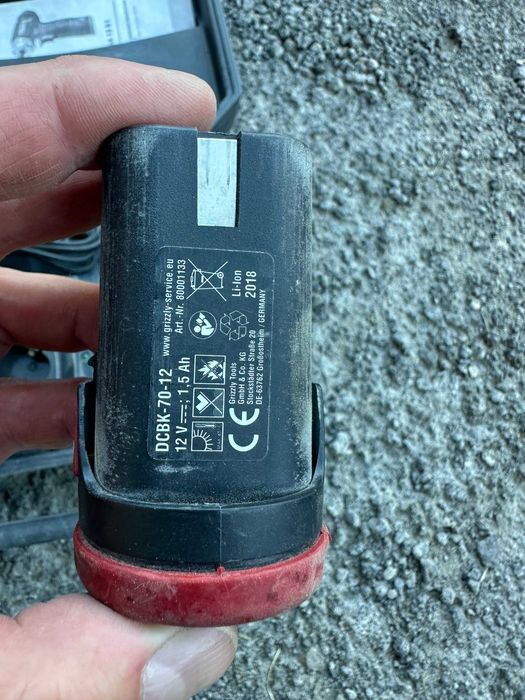 Ładowarka + bateria i walizka Parkside PBSA 12B1