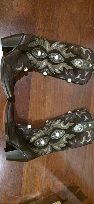 Botas em pele e camurça italianas marca Shy tamanho 37 novas