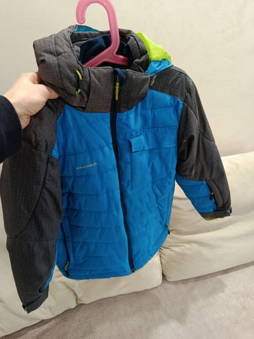 Зимова куртка брендова