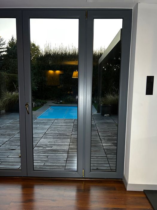 Oklejanie mebli i wnętrz