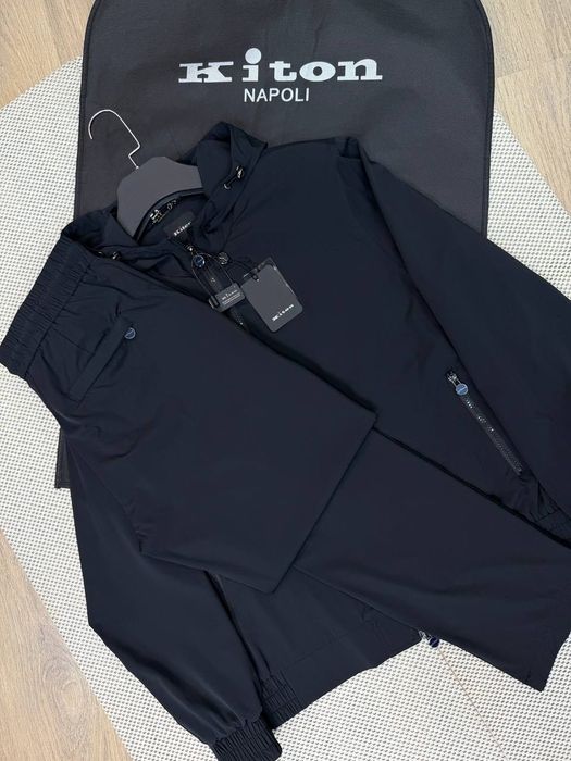 Спортивный костюм Kiton мужской