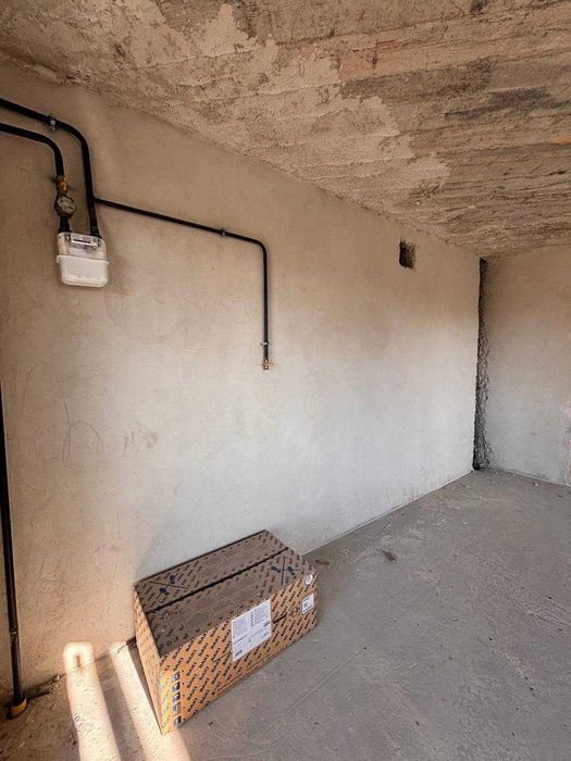 Пропозиція реально унікальна- Дворівнева квартира + комерція 22 м²