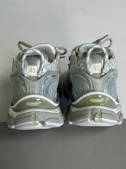 BALENCIAGA Runner кроссовки металлик кеди кеды кросівки білі 42 43 44