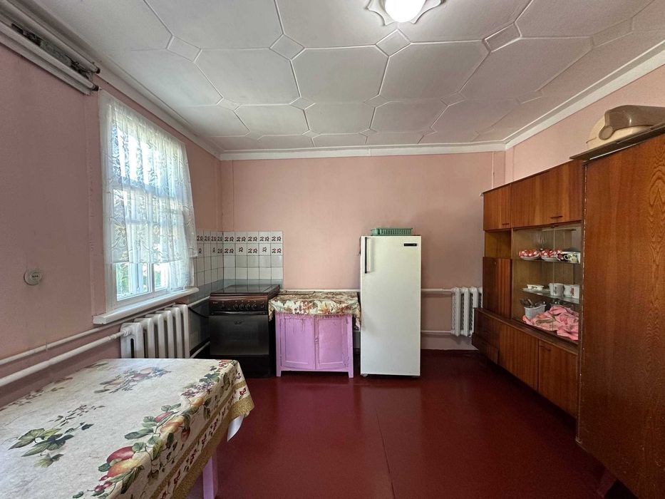Продаж частини будинку 74,3м2. 4 кімнати. Сертифікат так! ID:841.