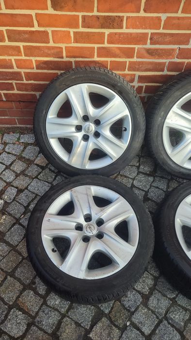Opel Zafira,astra, 5/115/r17 ,колеса 215.50.17в зборі