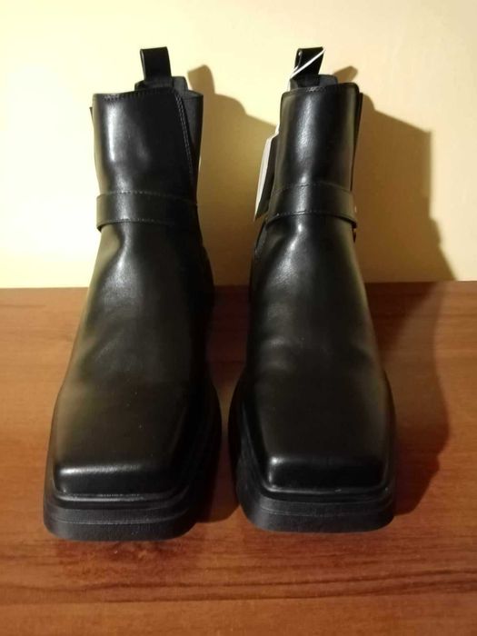 Stylowe botki Reserved 41