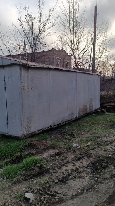 Гараж железный.длиной 6,20 ширина 3,60.