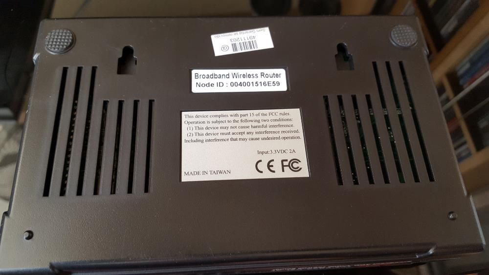 Switch/Router LONGSHINE Broadband DSL/Cable (Model: LCS-883R-DSL-4F)64550697890946122